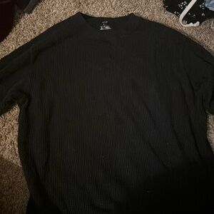 Cute plain black long sleeve shirt